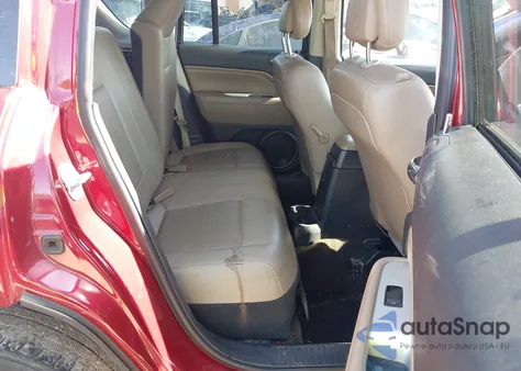 2016 Jeep Compass High Altitude Edition z USA, uszkodzony, nr VIN 1C4NJCEA7GD643132